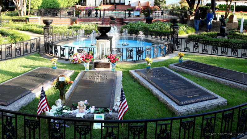 Where Did Lisa Marie Sleep at Graceland?