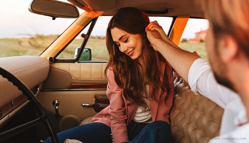 How Can You Tell If Two People Are Attracted to Each Other?