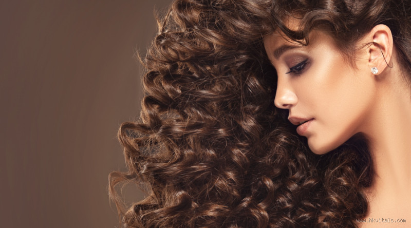 Curly Hair: Oily or Dry? Understanding the Unique Care Needs of Curly Hair