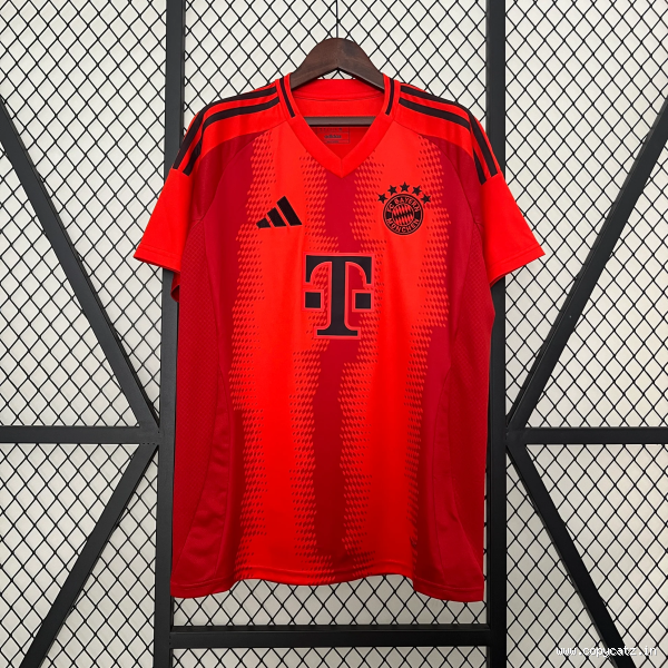 Who Wears the Iconic #25 Jersey for Bayern? A Surprising Answer!
