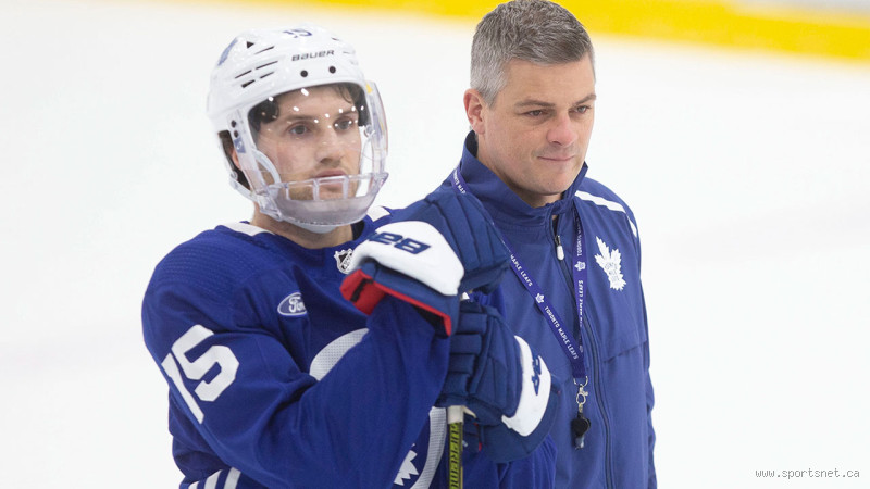 Why Don’t Hockey Players Wear Full Masks? The Surprising Truth